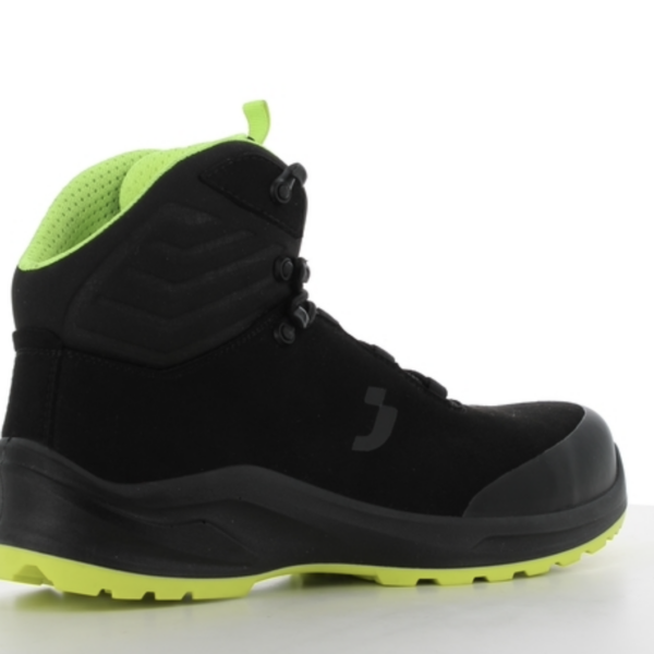 a6454ff49e0530827cff271b6cc5367b