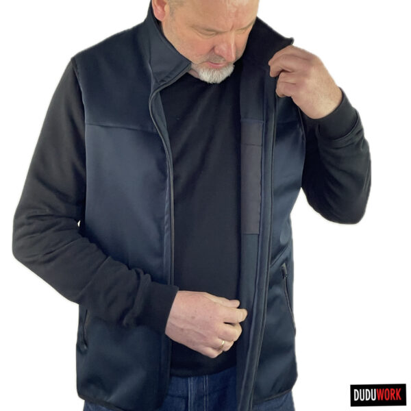 50d7bdbe17613f8b39c3758ea86fe190